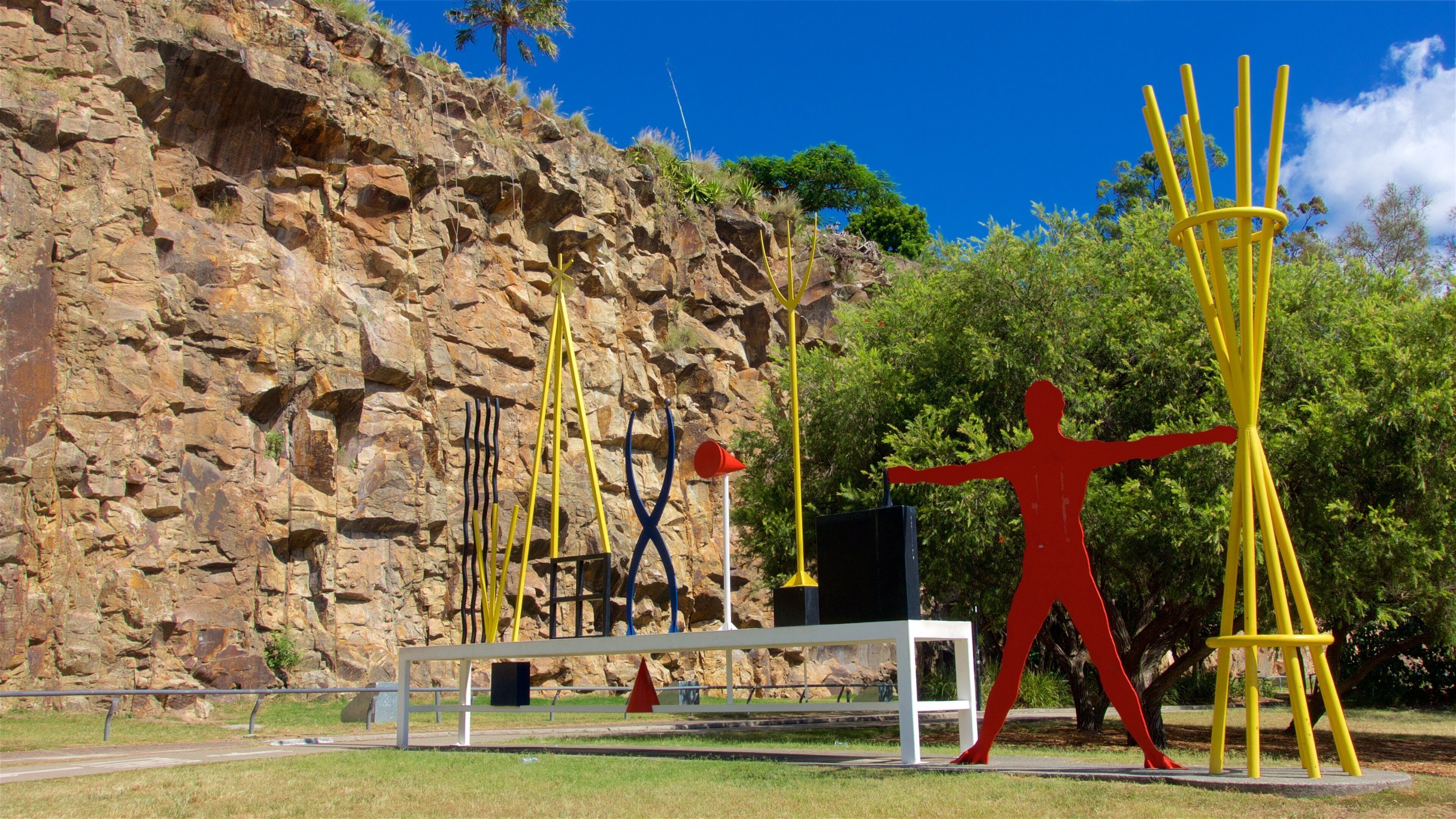 Falaises de Kangaroo Point montrant art en plein air et jardin