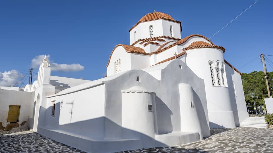 Chapel of Agios Antonios and Greek Orthodox Church of Metamorfosi Sotiros, alleys of the village of Marpissa, Paros, Cyclades, Greece