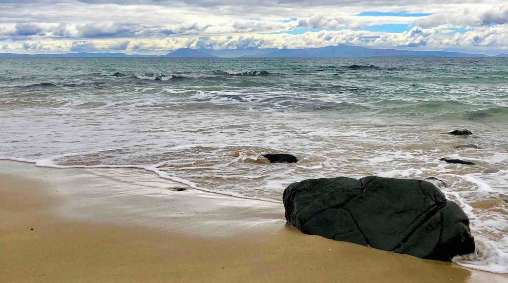 Looking out over Mayfield Bay and the Freycinet peninsula from Rocky Point near the Three Arch Bridge.