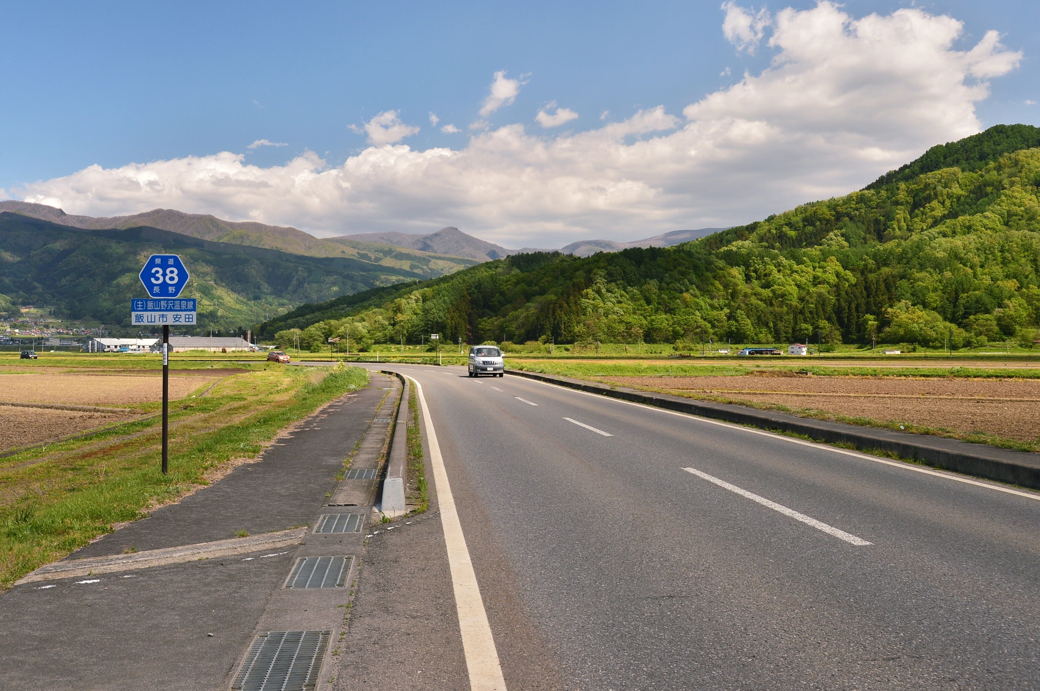 長野県道38号飯山野沢温泉線（飯山市木島大字安田）