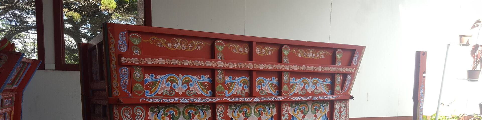 Traditional Costa Rican cart --the colors & patterns are so unique! #patterns