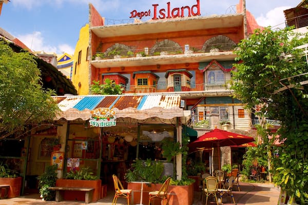 Mihama American Village