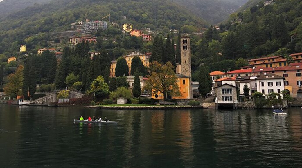 Great views from the slow boat on lake Como, Italy.
Read more on: http://www.travelwithallsenses.com