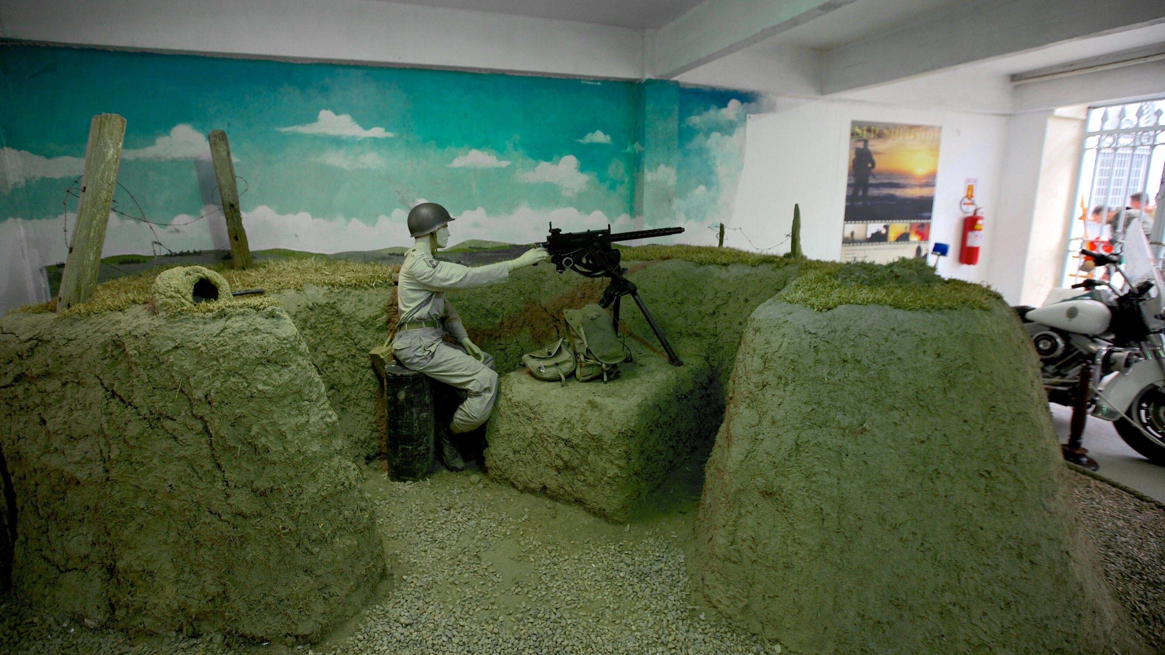 Militærmuseum fasiliteter samt innendørs og militærelementer