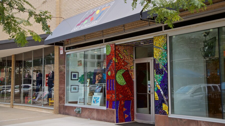 Lansing Kunstgalleri som viser udendørs kunst