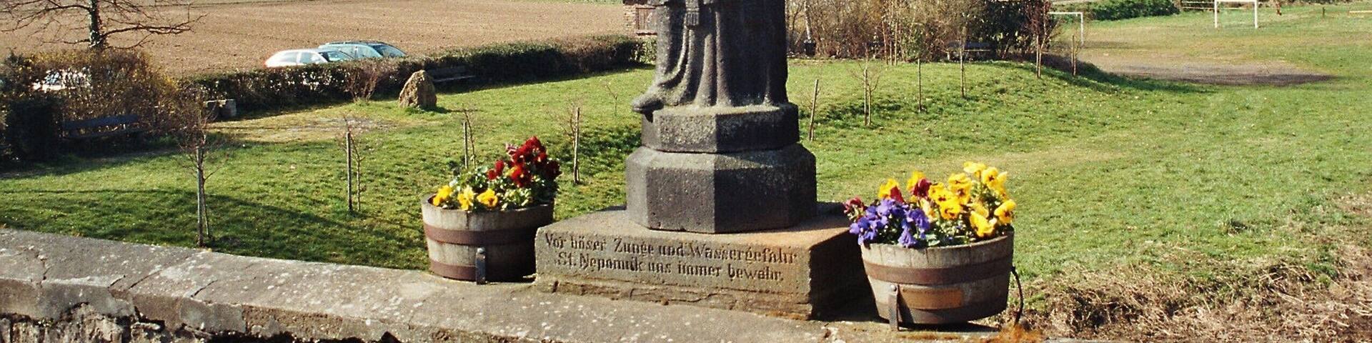 This is a photograph of an architectural monument. It is on the list of cultural monuments of Rech