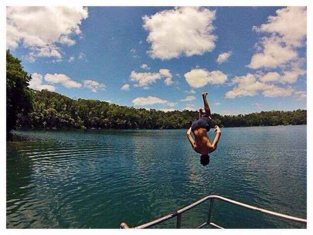 Fantastic place to cool
off in summer. BBQs and tables make this a great family outing ☀️