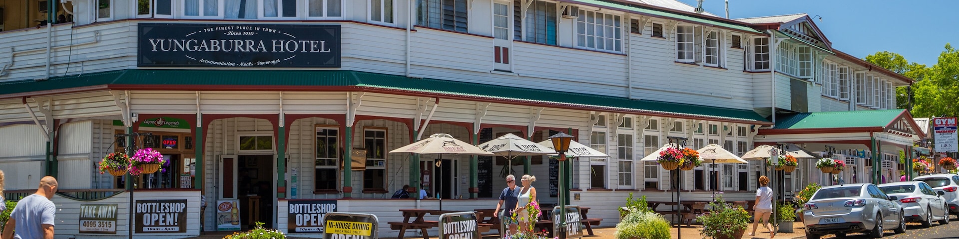 Yungaburra featuring street scenes and a small town or village