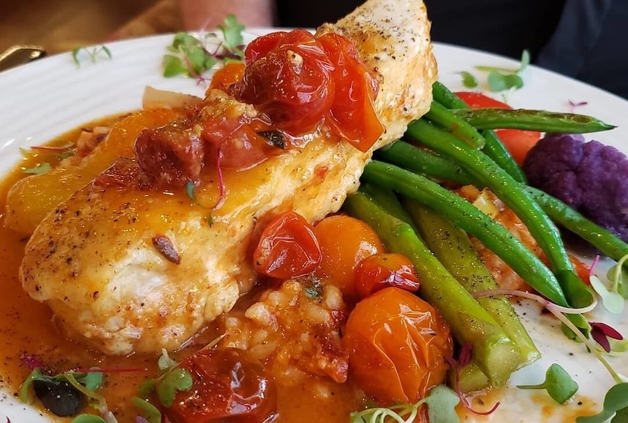 Tonight we are at the lighthouse restaurant inside Rawley Resort. Reservations are recommended as seating is limited. The food was a solid 4/5 fish a bit dry but otherwise bang on with deep rich flavours and a stunning view right on the water to complete the experience.