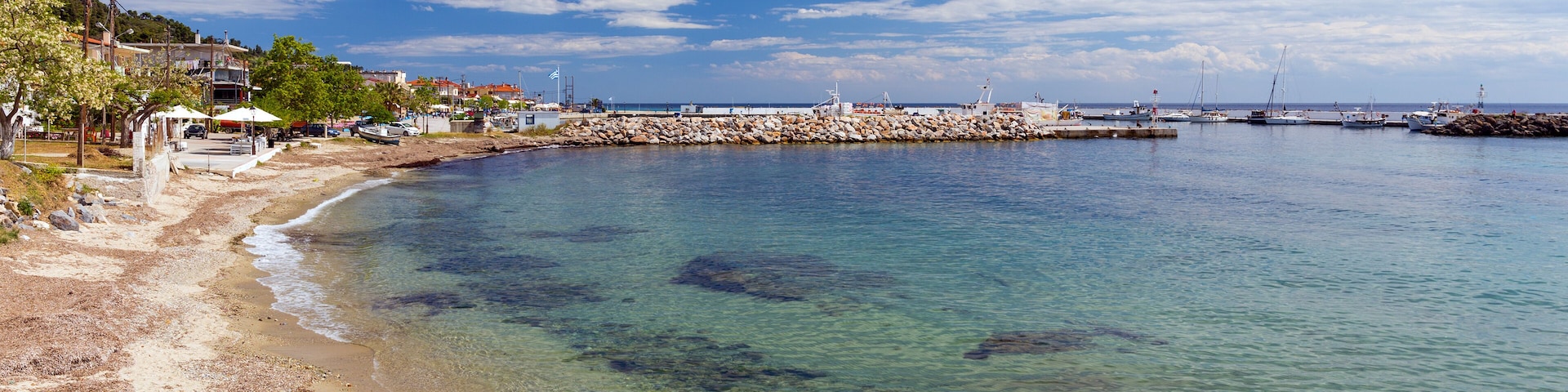 Sandy beach in Nea Skioni village, Halkidiki, Greece