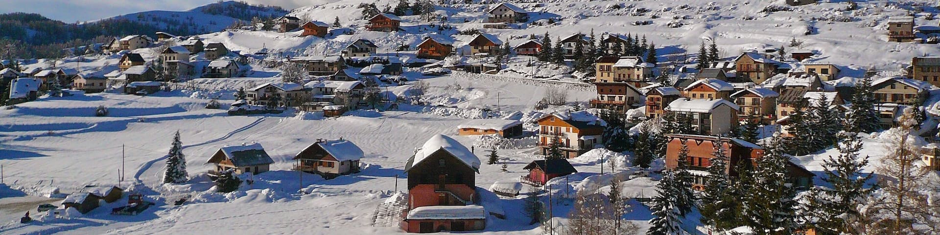 Beuil-Les-Launes in winter looking NE