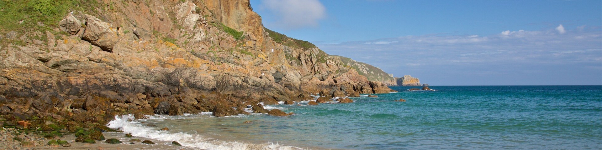 Petit Bot Bay which includes general coastal views, a pebble beach and rocky coastline