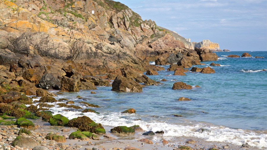 Petit Bot Bay featuring a sandy beach, rocky coastline and general coastal views