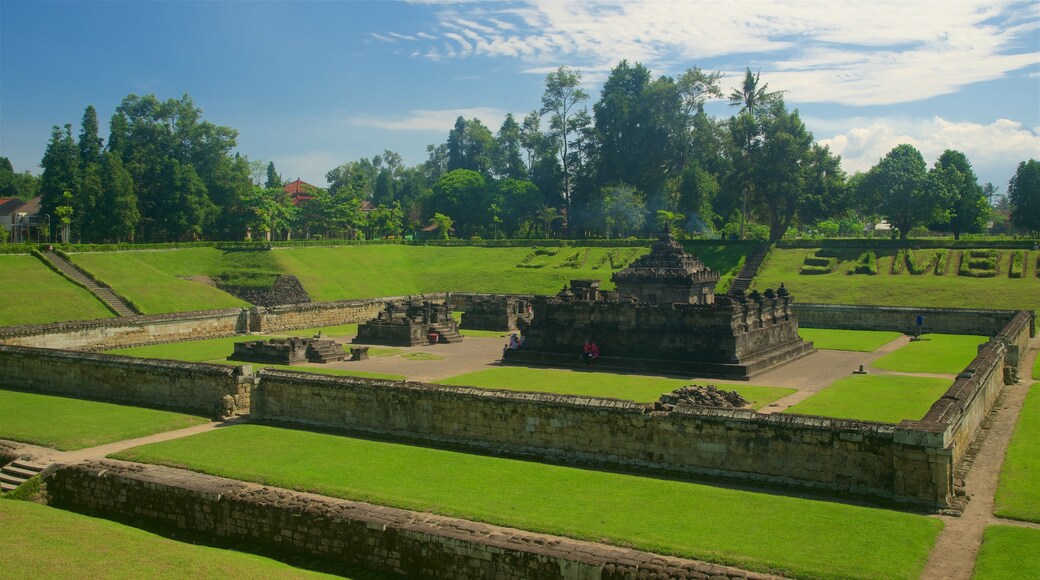 Kalasan featuring a temple or place of worship, heritage architecture and a garden