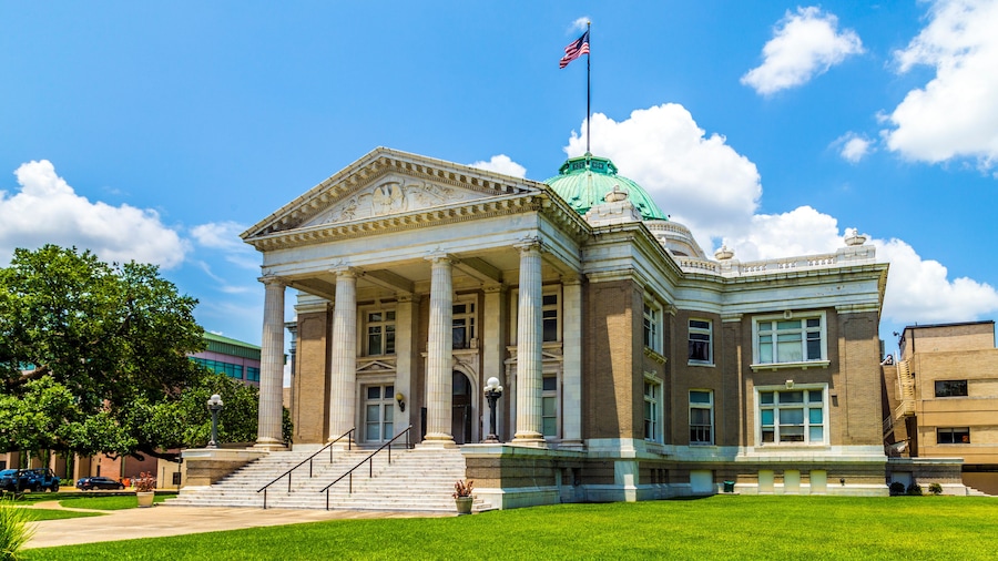 famous historic city hall in Lake Charles