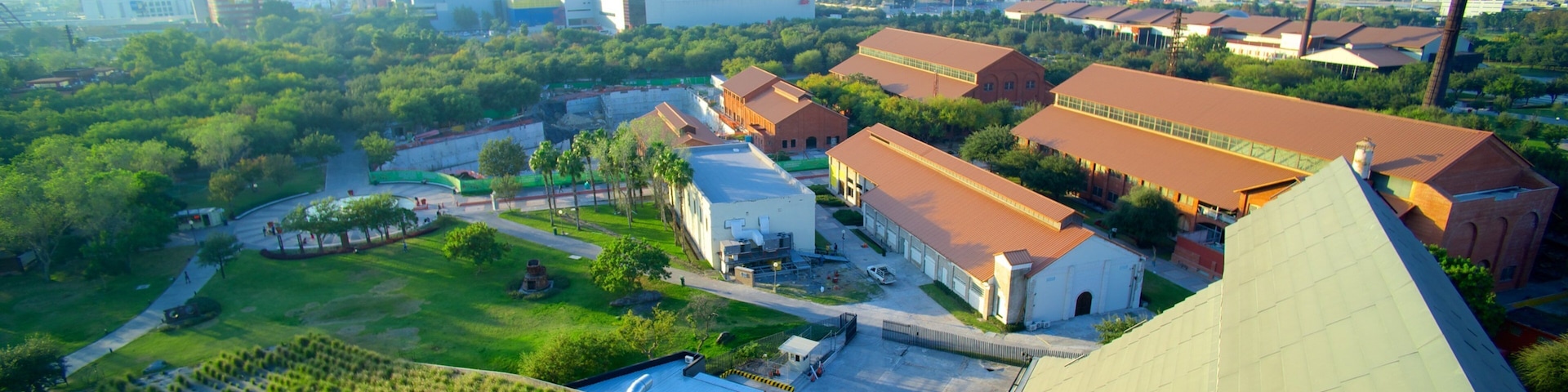 Horno 3 Steel Museum which includes a city