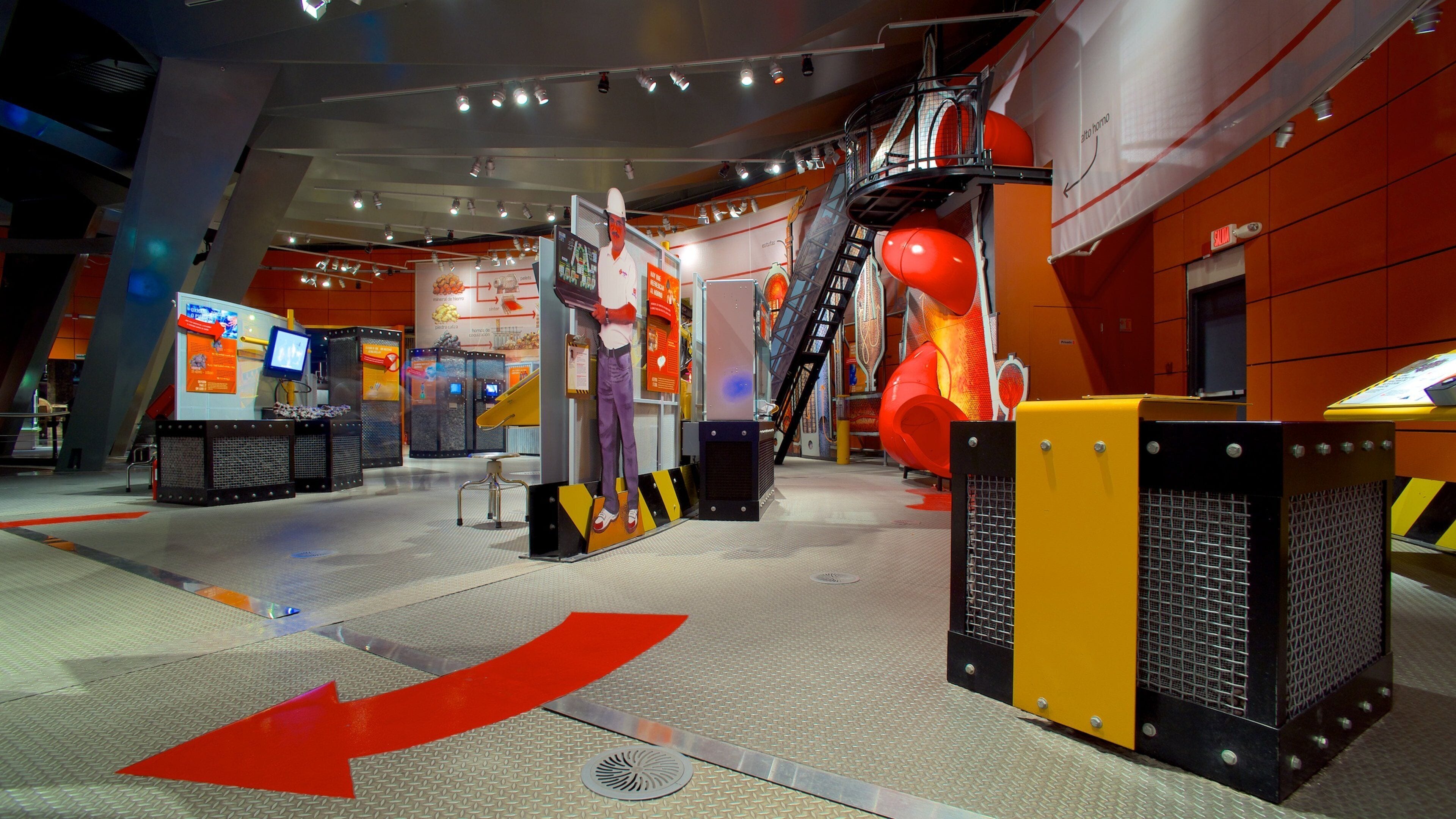 Horno 3 stålmuseum som inkluderer innendørs