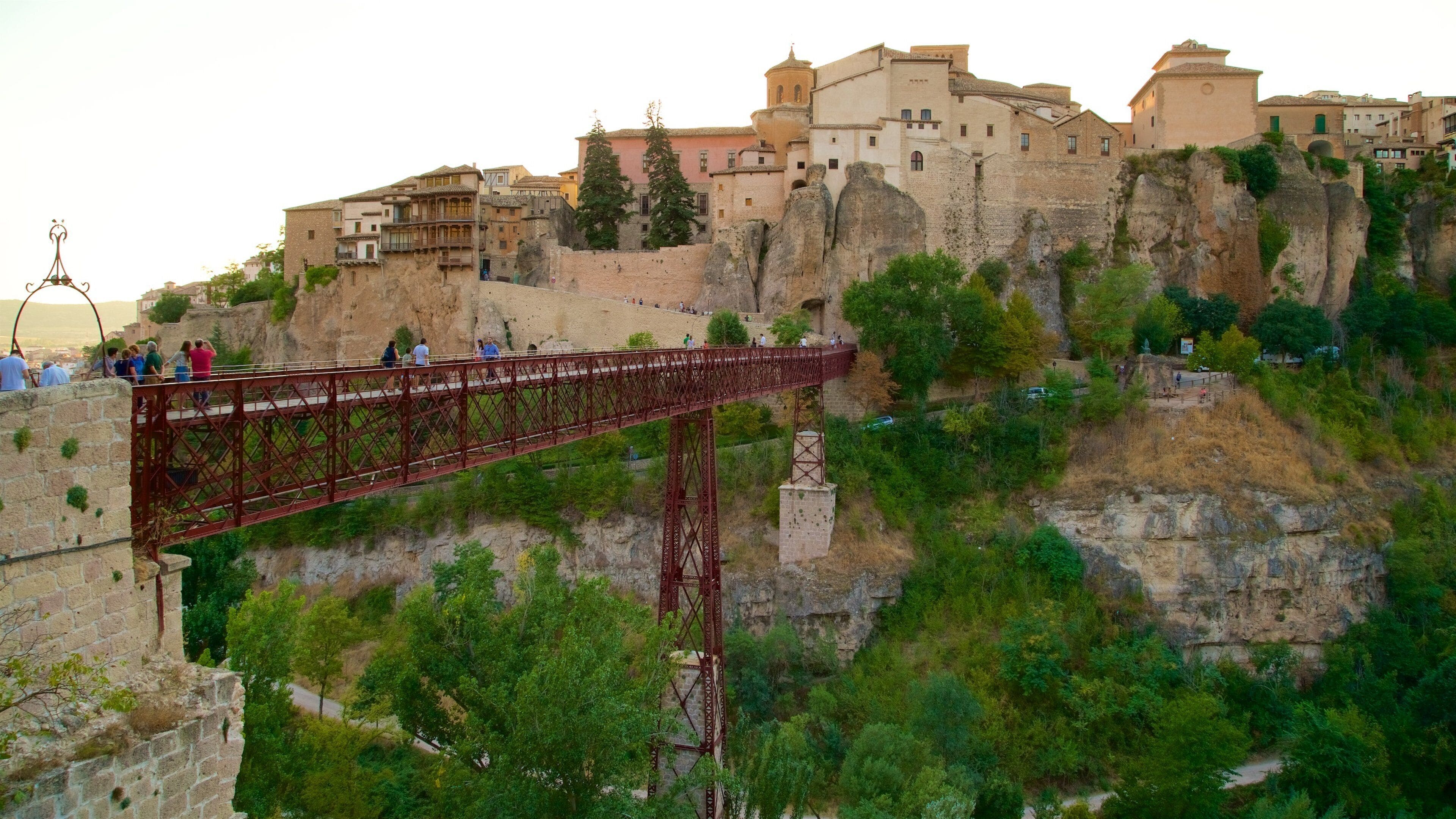 Puente Peatonal San Pablo
