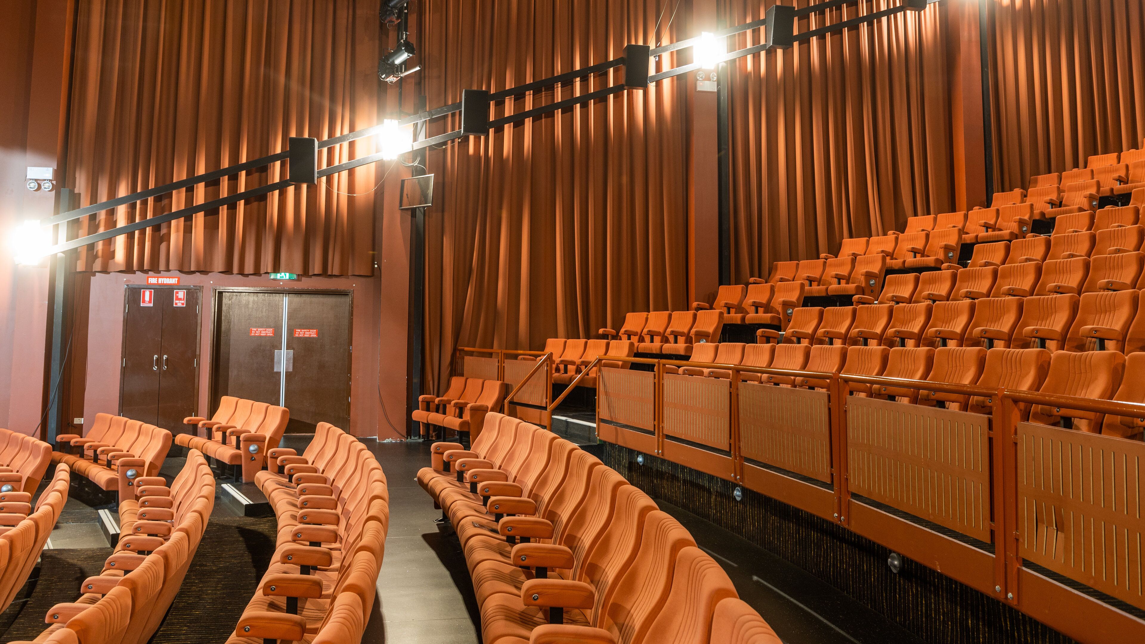 Tamworth Capitol Theatre featuring theater scenes and interior views