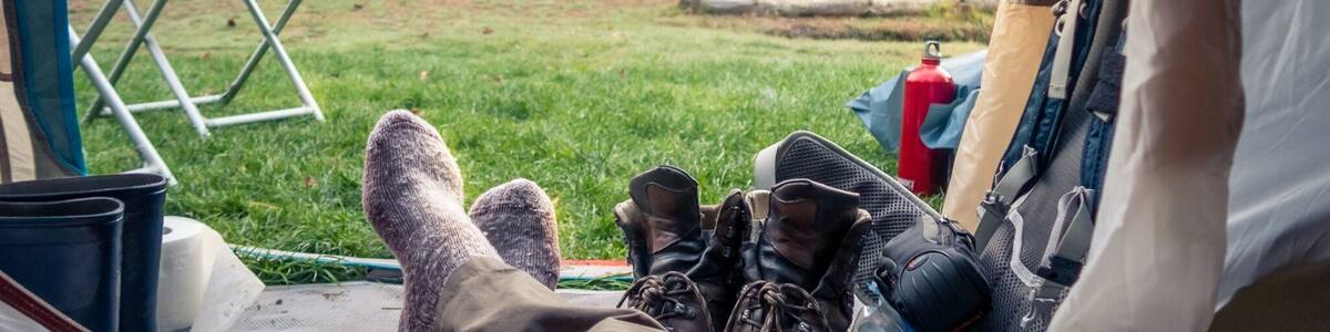 Logeren bij de boswachter.
Almost wildcamping as you’re a guest at the forrest-keeper. A nice campingspot in the forrest with a fireplace as well.
http://www.logerenbijdeboswachter.nl