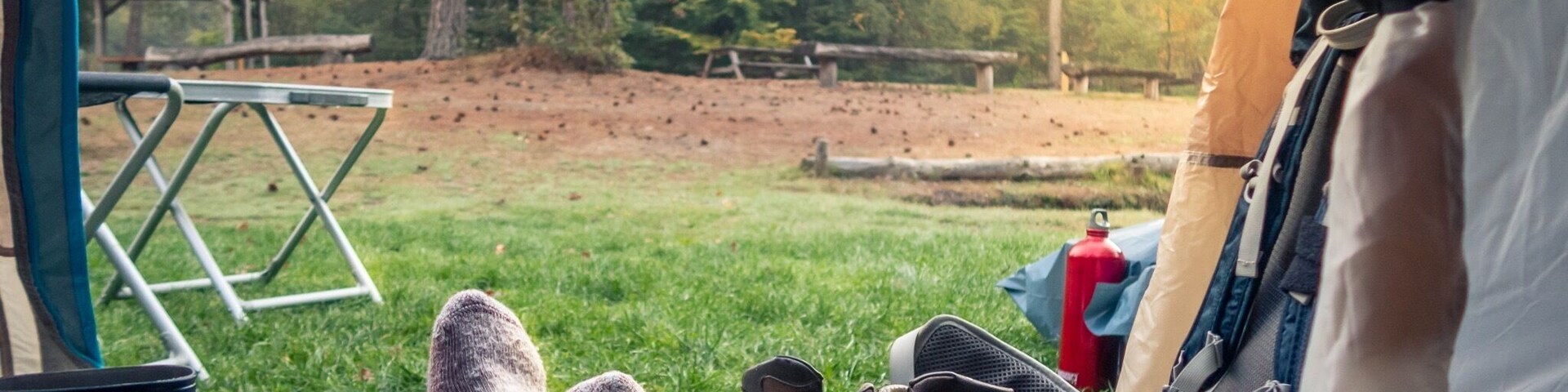 Logeren bij de boswachter.
Almost wildcamping as youâre a guest at the forrest-keeper. A nice campingspot in the forrest with a fireplace as well.
http://www.logerenbijdeboswachter.nl