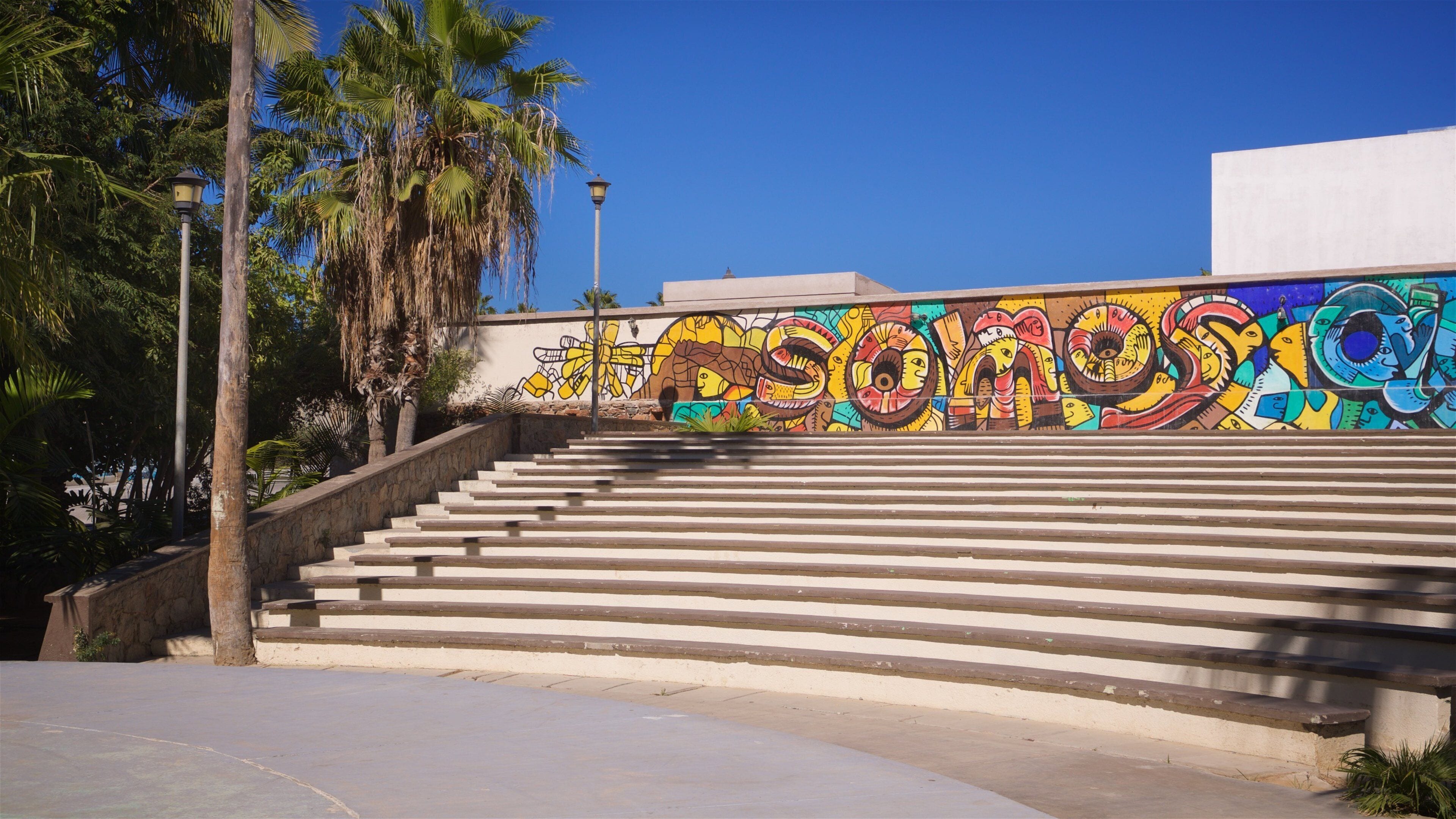 Los Pinos Park which includes outdoor art
