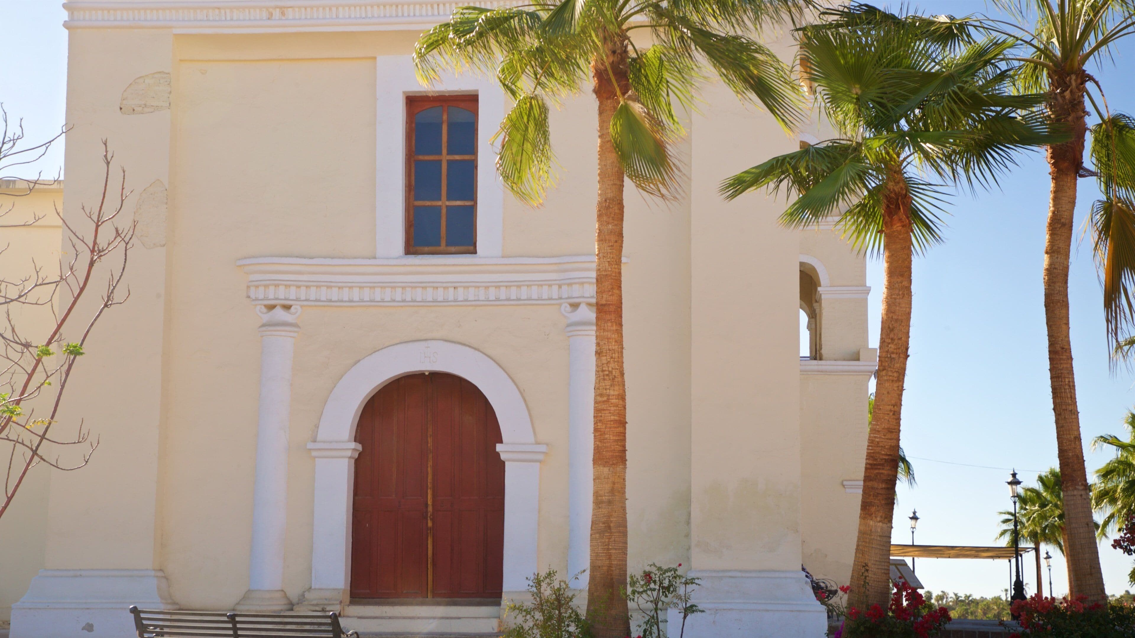 Nuestra Senora del Pilar Church which includes a church or cathedral