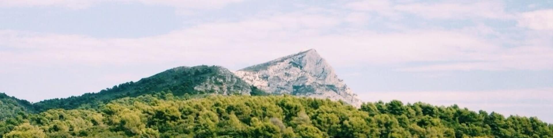 🌁 Sainte Victoire's peak \\ Barrage de Bimont.