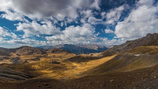 Col de la Bonette looking down on the old military fort of Restefond