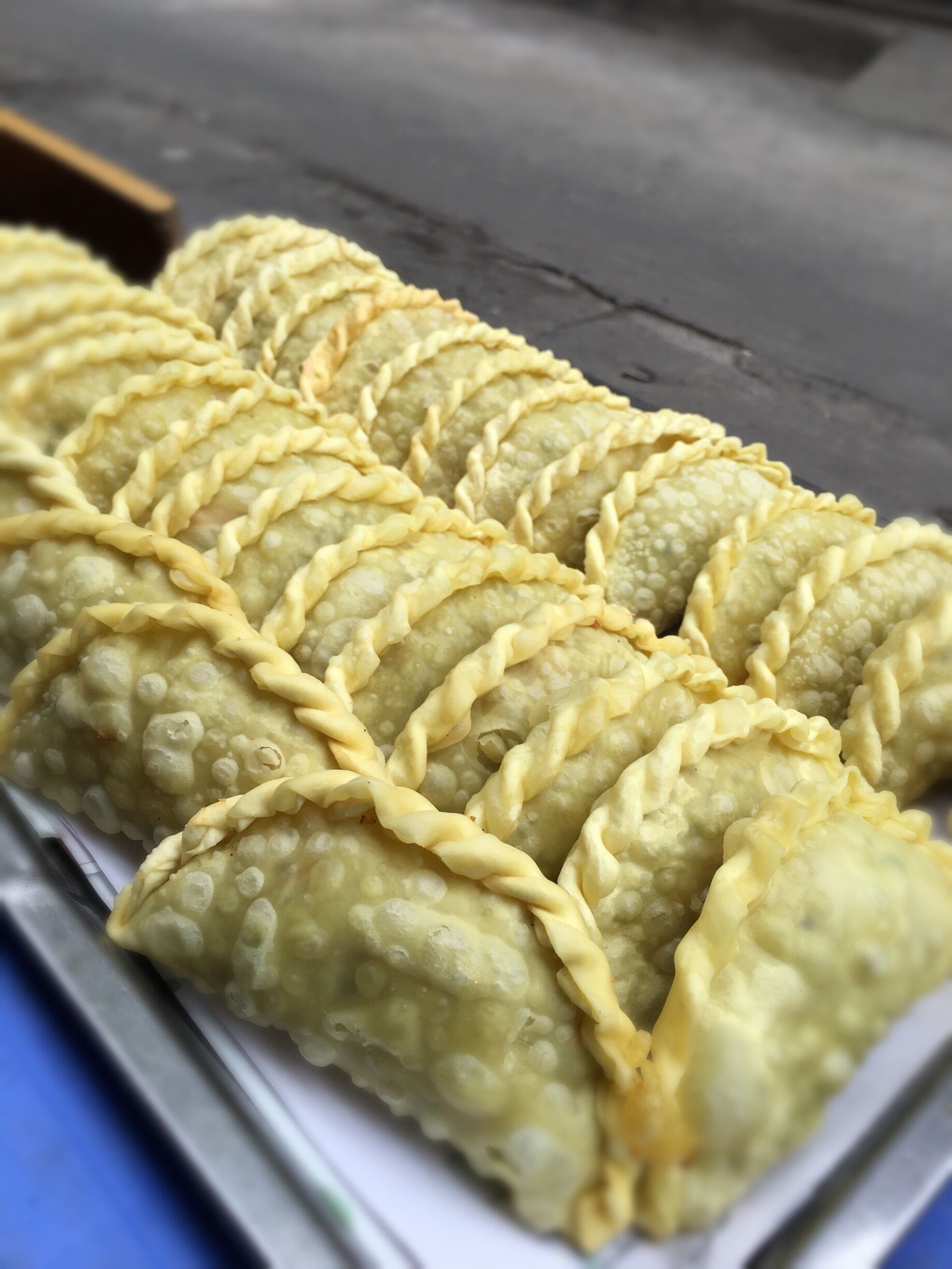 Bánh gối Doãn Nhâm, ngõ 42 Triều Khúc.