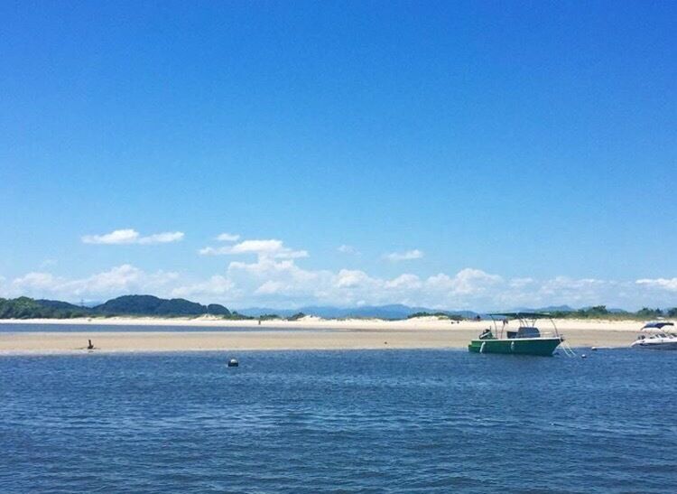 From Paranagua there is a boat that goes to Ilha do Mel twice a day. 2h, all locals on board. Probably knowing each other since forever. Everyone couldn’t stop looking at me. It was funny, I felt comfortable and curios to know what were they thinking of a curly tired girl with 2 backpacks and a young face. I fell asleep as all passengers, sun kissed and wave hugged. 
This picture is what I first saw and I opened my eyes, I couldn’t believe this will be my home for the next days...
