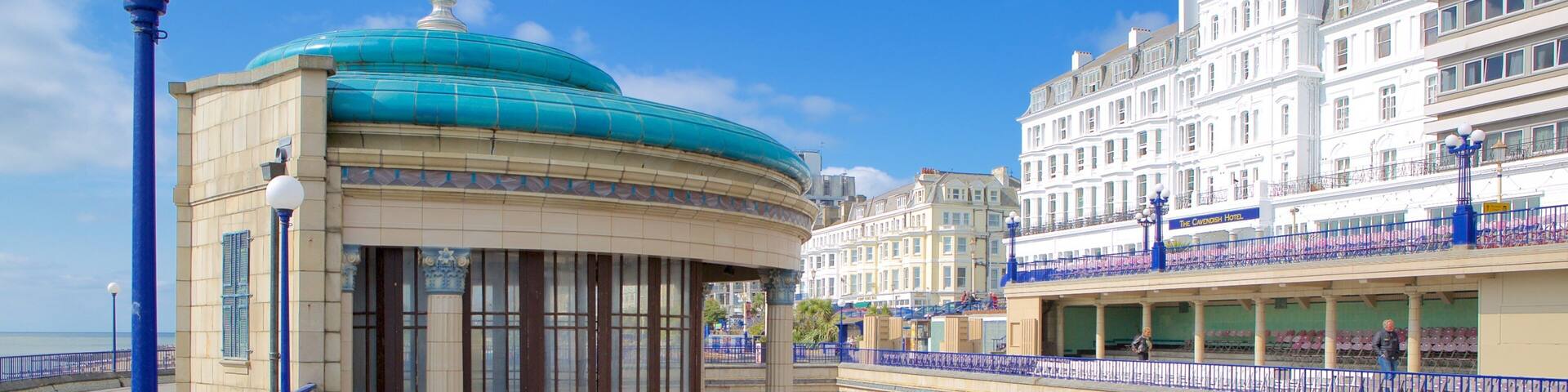 Eastbourne Bandstand johon kuuluu kaupunki