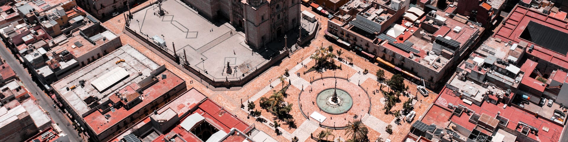 Plaza y Catedral de San Juan de los Lagos