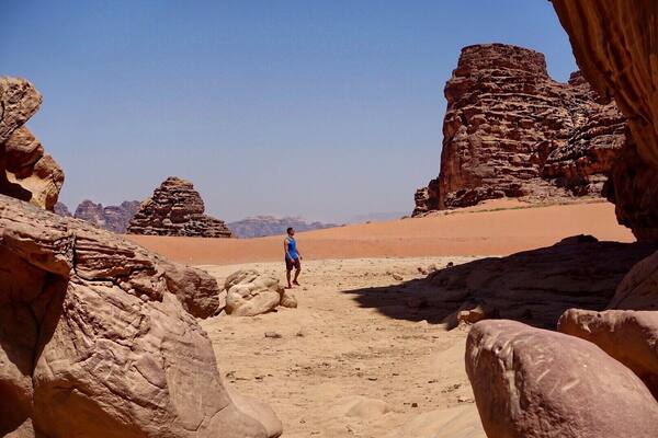 Wadi Rum Desert in the outback of Jordan...
Thought I was on Mars.
#jordan #wadirum #wadirumdesert #travel
#wanderlust