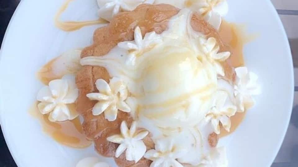 Lemon tarte with icecream on the top is always a refreshment #Trovember #lifeatexpedia