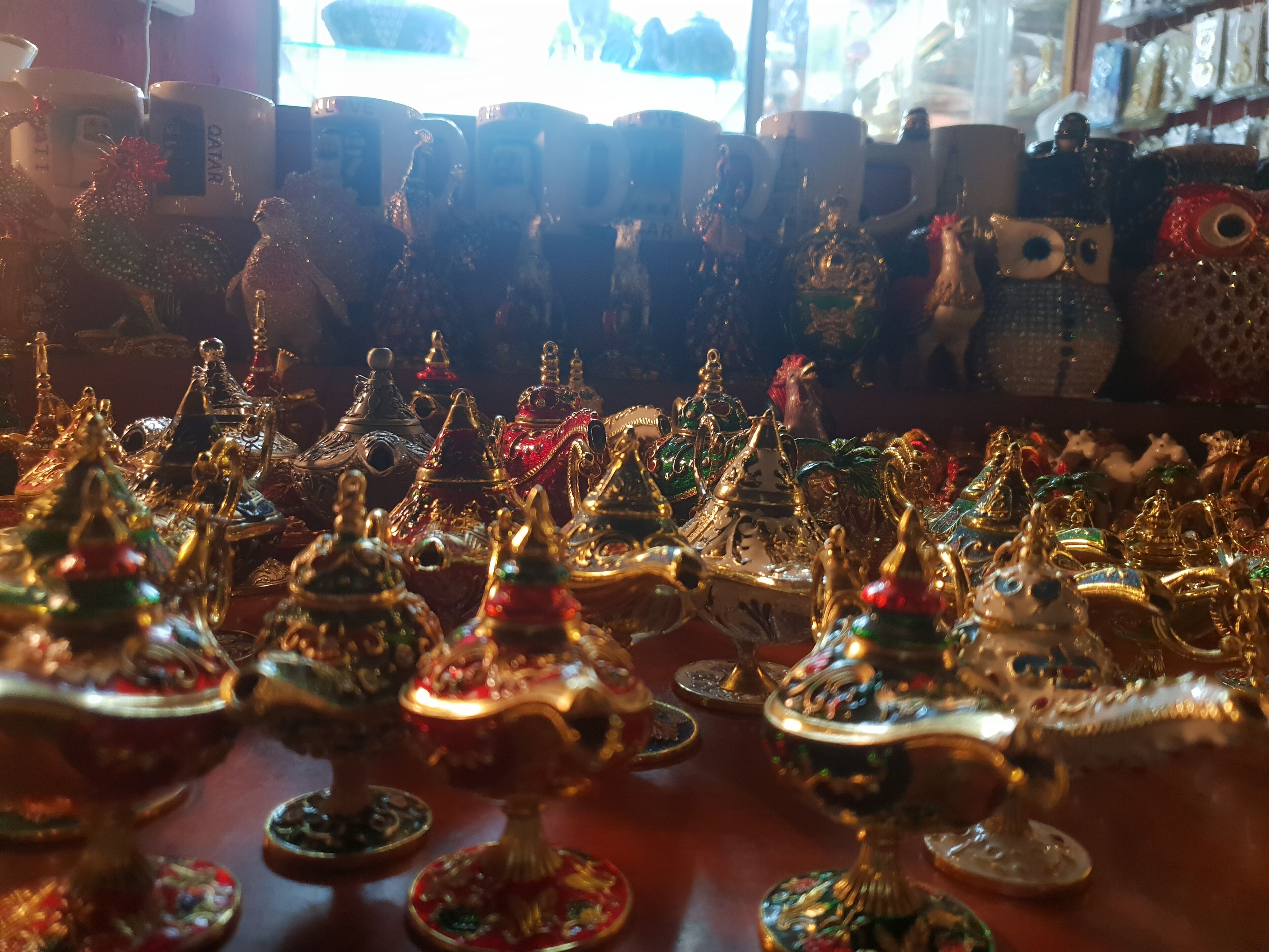 Doha market during a long layover