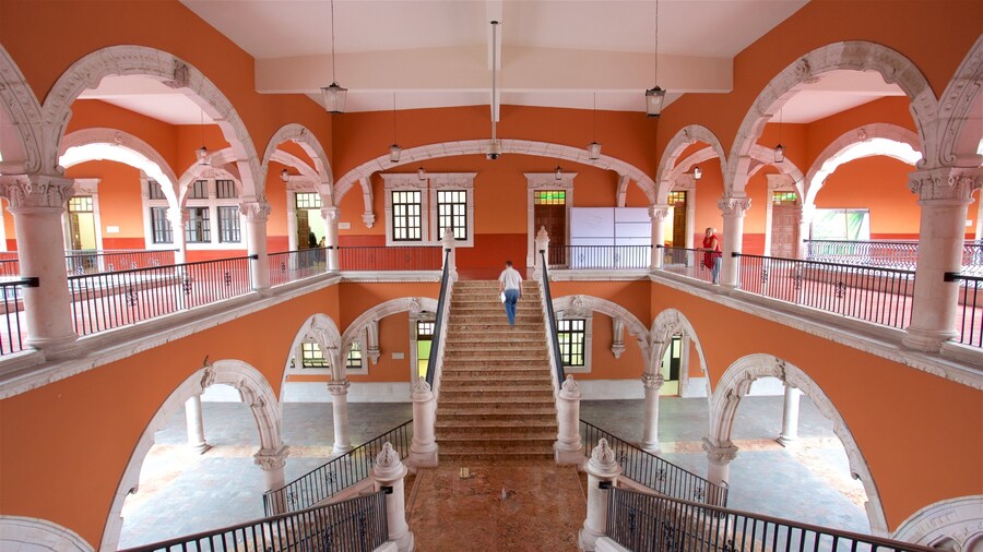 PalĂĄcio do Governo de Aguascalientes caracterizando arquitetura de patrimĂŽnio e vistas internas
