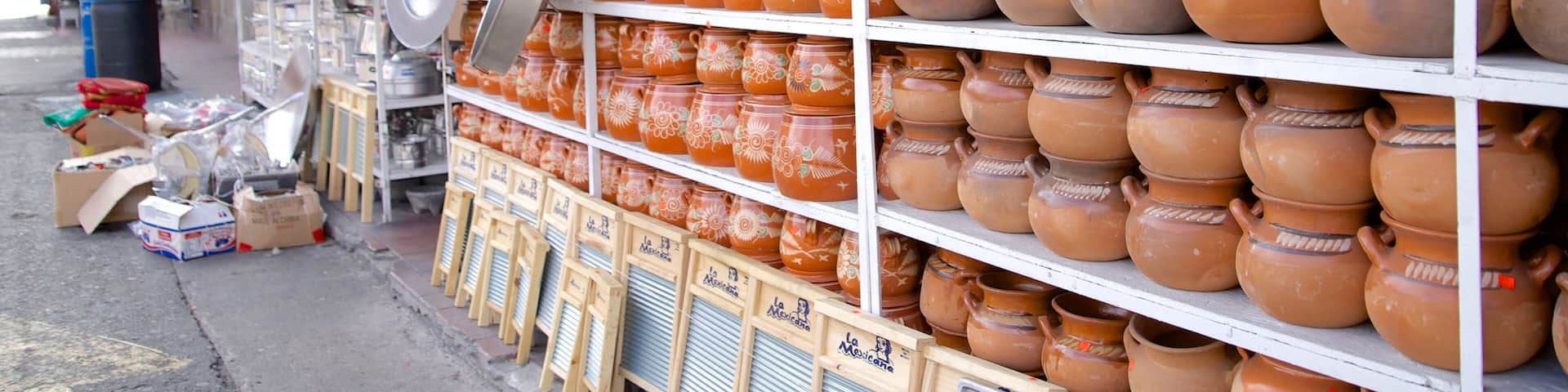 Hidalgo Market featuring markets and a city