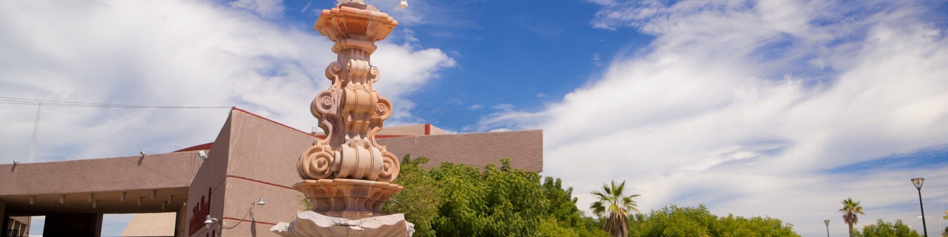 La Paz Theater showing a fountain