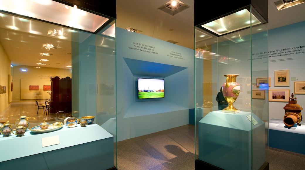 Bundeskunsthalle featuring interior views and heritage elements