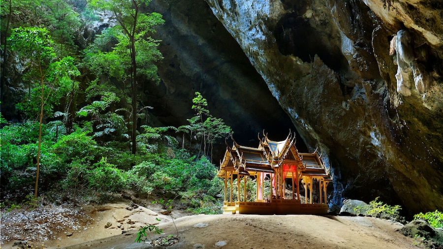 Phraya Nakhon Cave is located in the Khao Sam Roi Yot National Park in Prachuap Khiri Khan