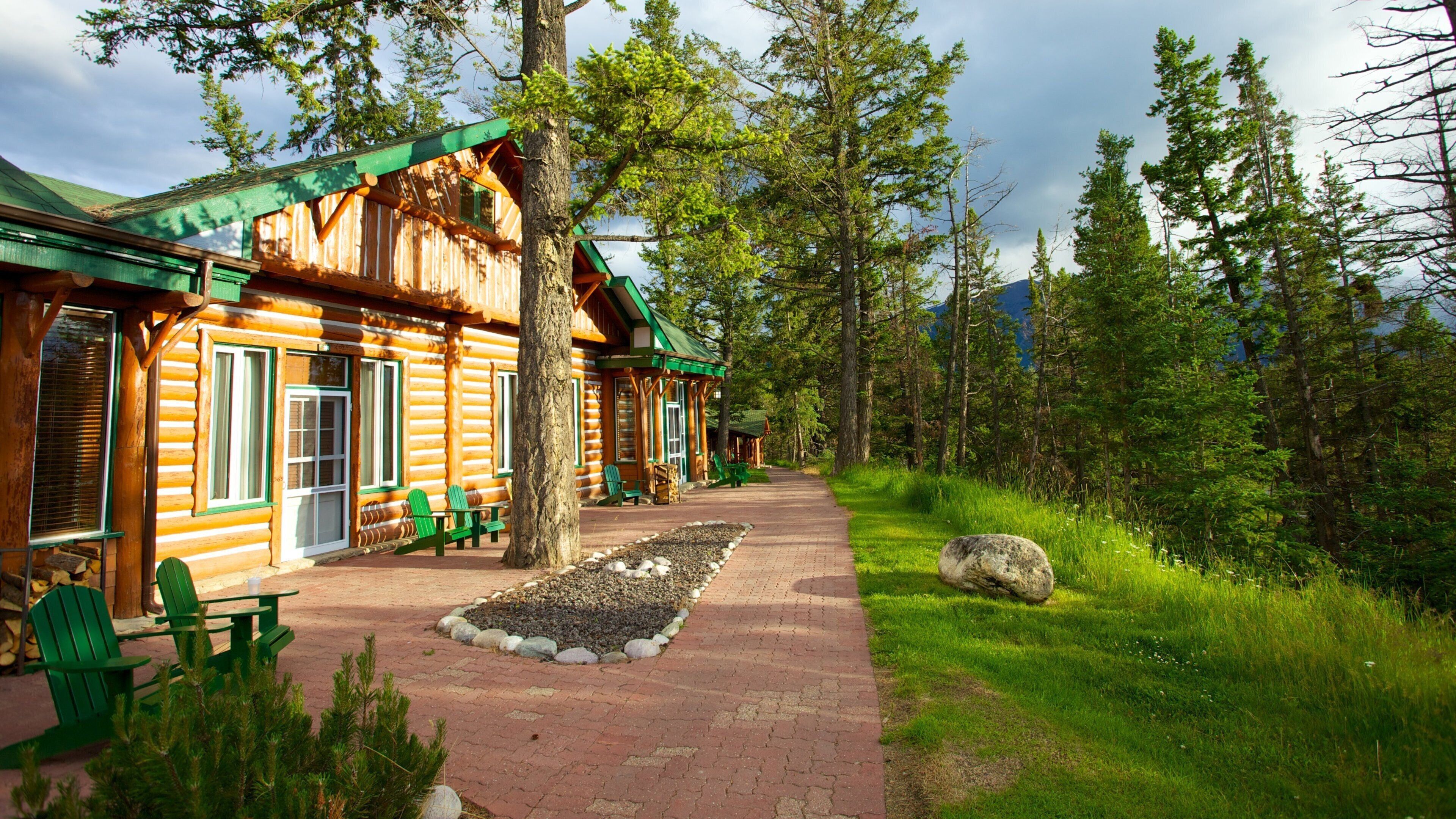 Jasper National Park which includes a park