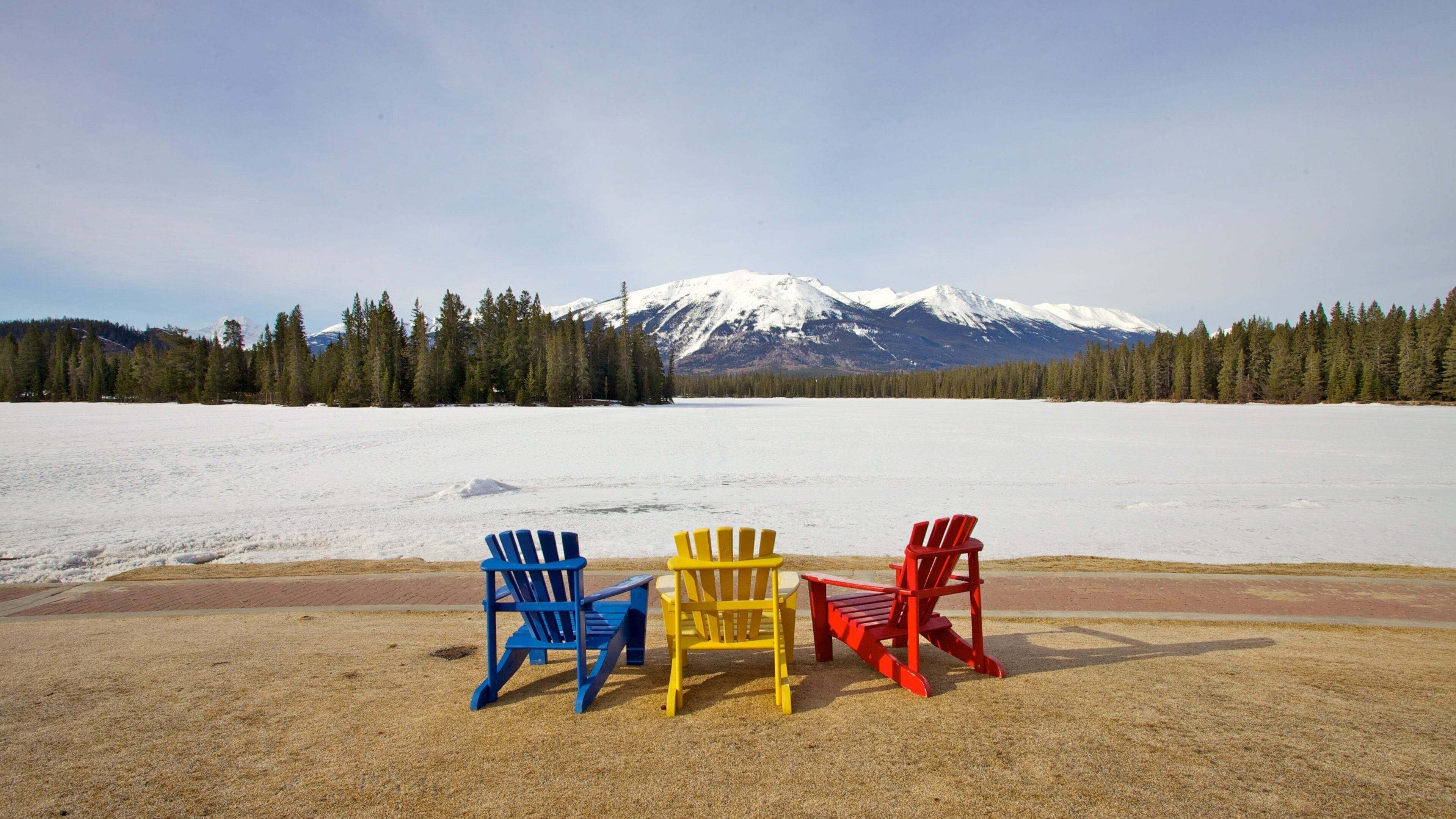 Jasper which includes landscape views, mountains and snow