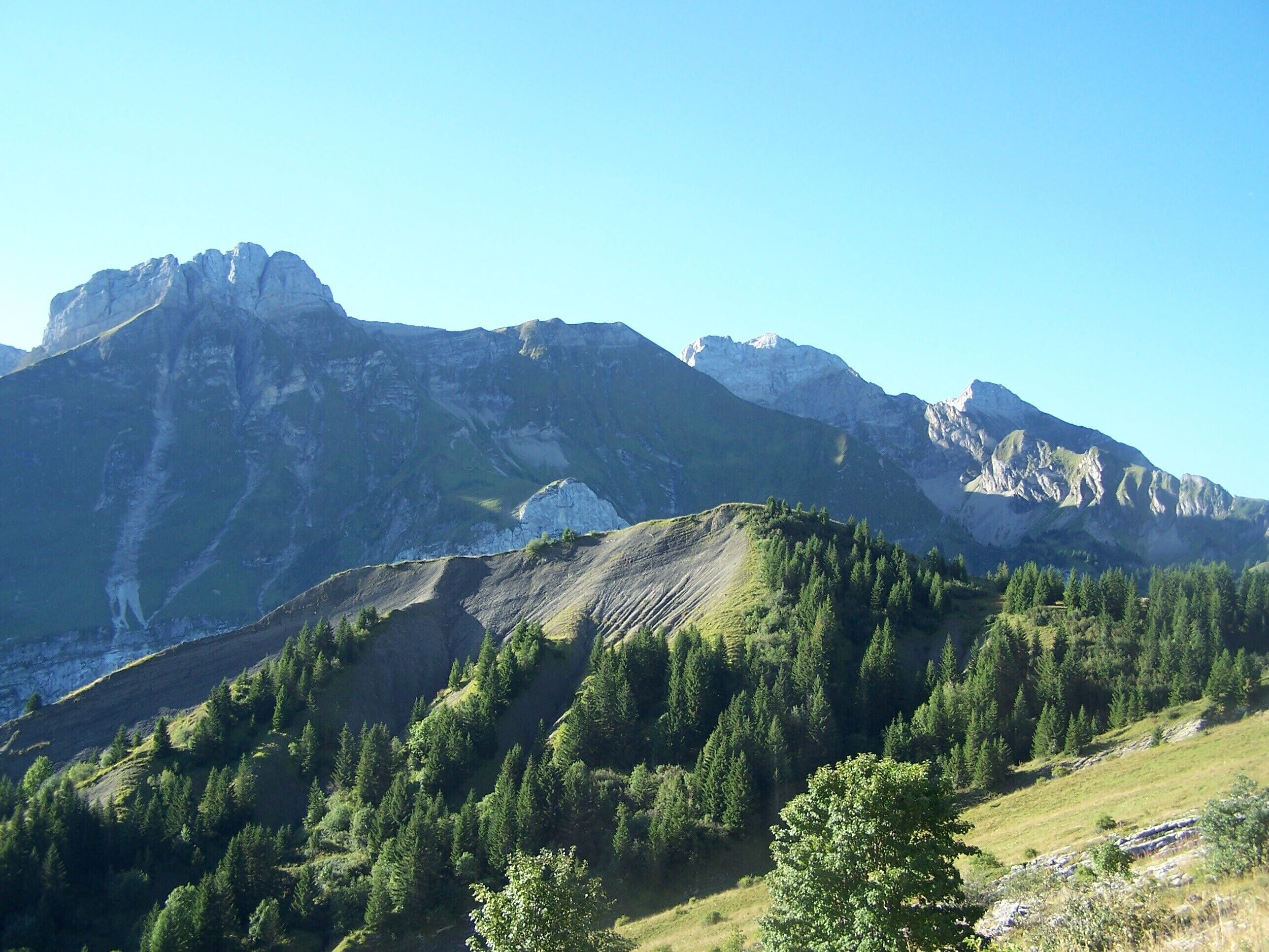 Les pointes du Midi, blanche et du Jalouvre