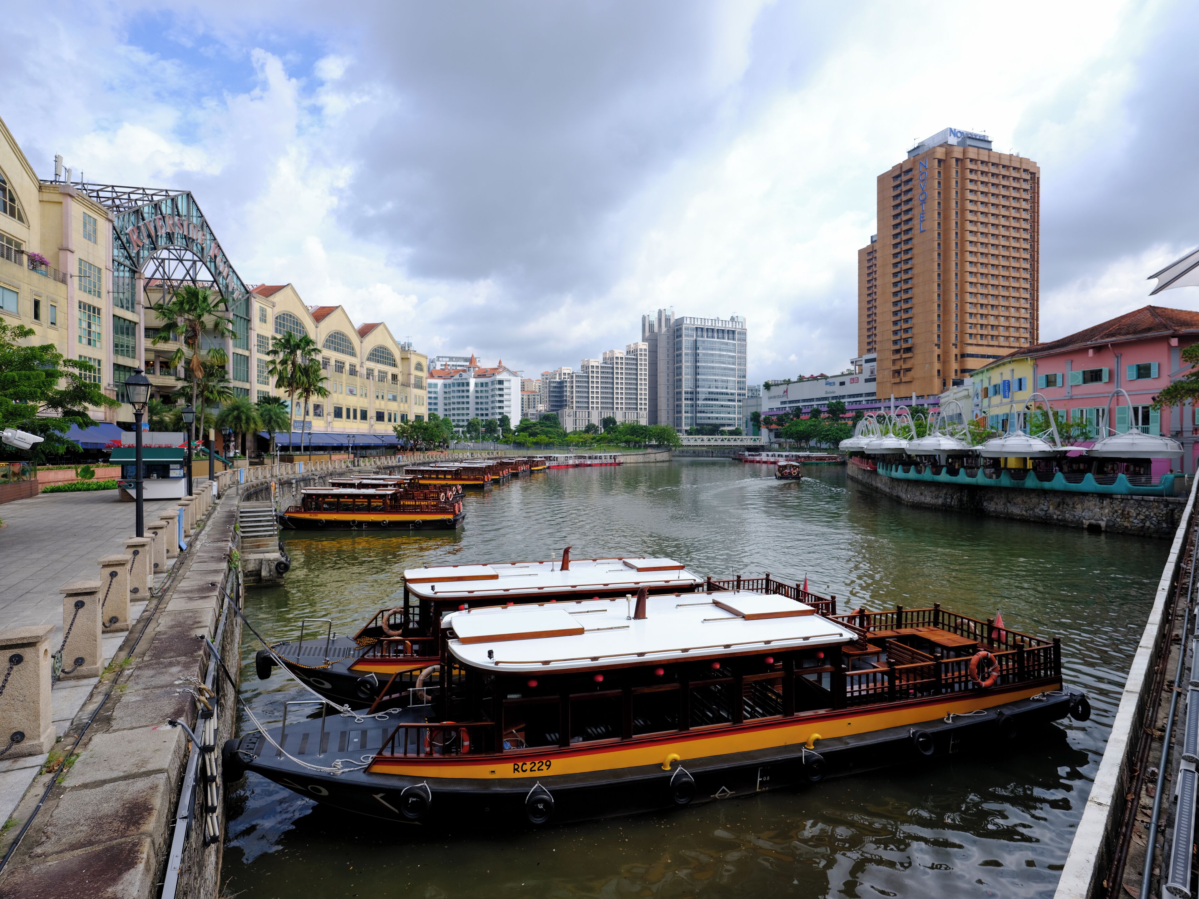Singapore_ClarkeQuay_6270159_08