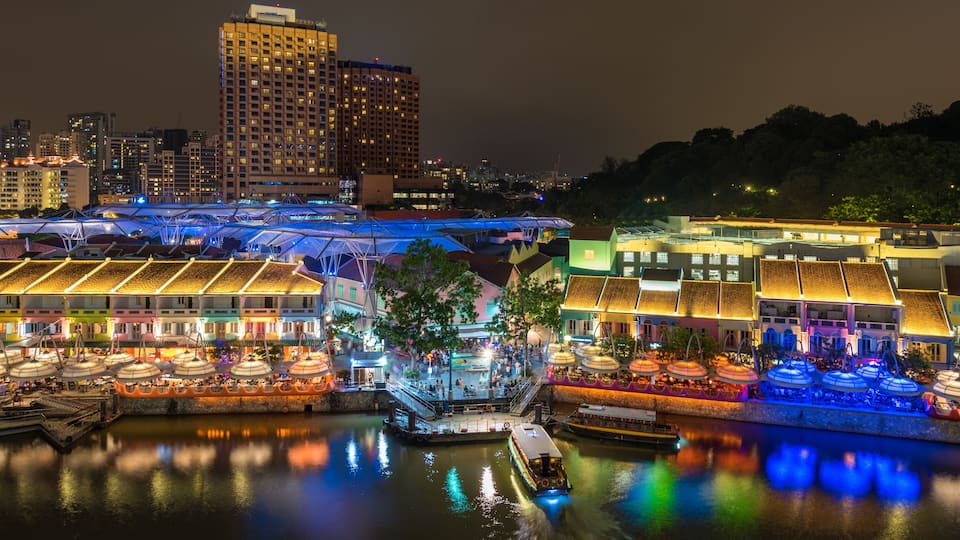 Clarke Quay is a historical riverside quay in Singapore, located within the Singapore River .