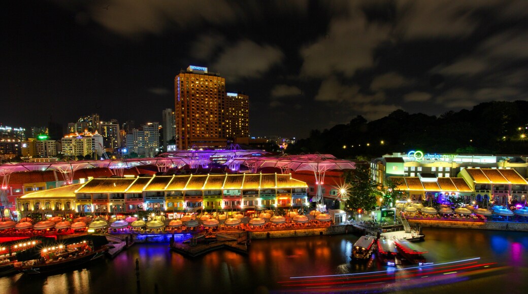 Caption---- night Scene in Clarke Quay, Singapore