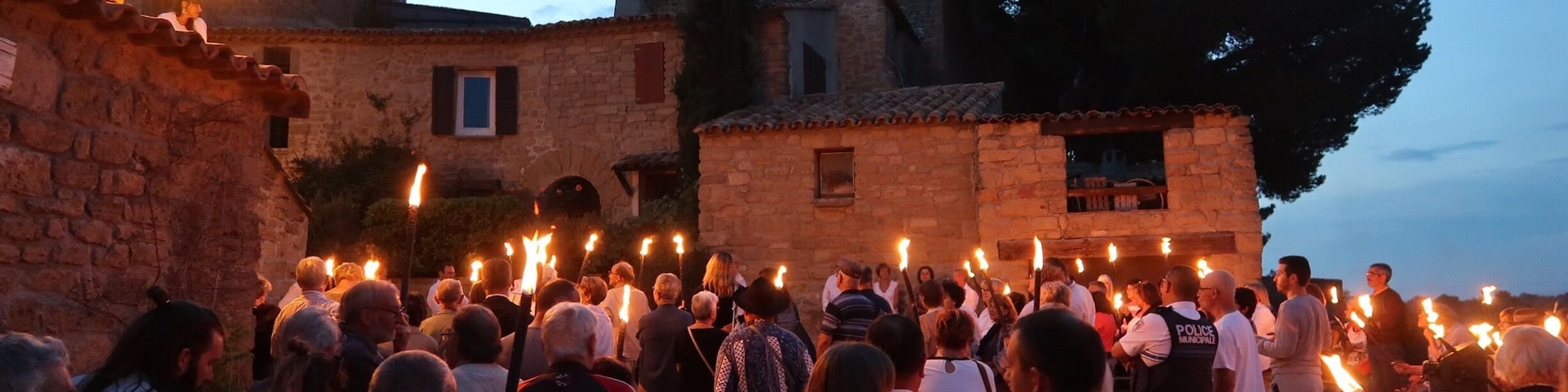 Petit village médiéval plein de charme