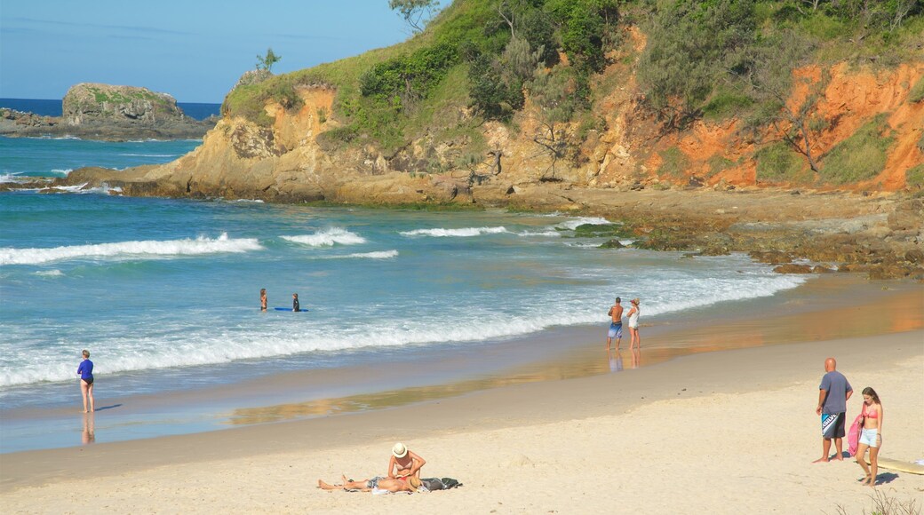 Broken Head which includes a sandy beach