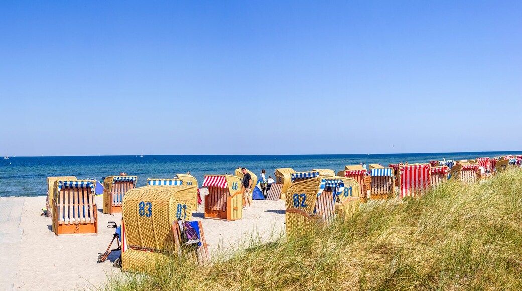 Island Poel, Beach, Germany ; Shutterstock ID 1047953809; purchase_order: SP-1332 HA Batch 2 August 2018; Order: ; client: HomeAway; other: To be paid with HA budget